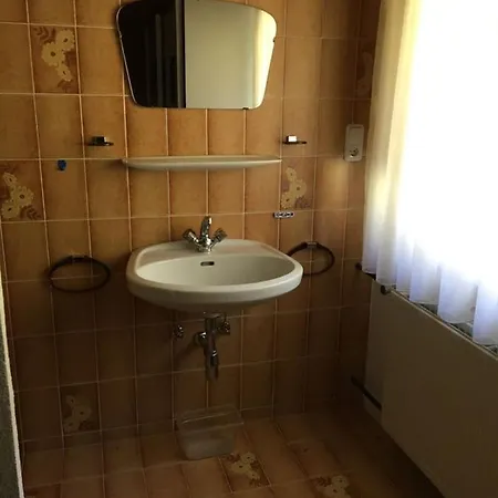 Apartment 3 Fliess